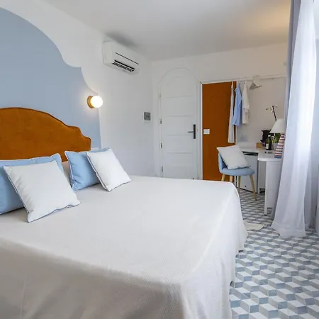 Casa Lucia Relaxing Rooms-2